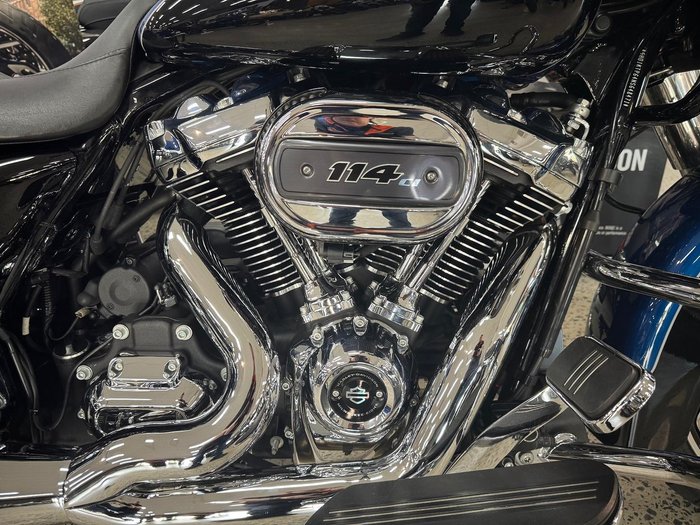 2022 Harley-Davidson Road Glide Special 114 (FLTRXS) Touring Black