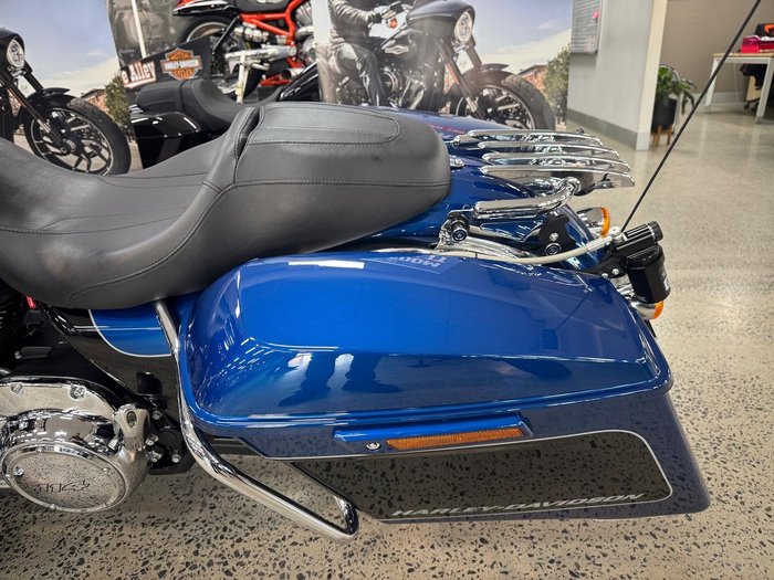 2022 Harley-Davidson Road Glide Special 114 (FLTRXS) Touring Black