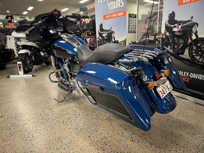 2022 Harley-Davidson Road Glide Special 114 (FLTRXS) Touring Black