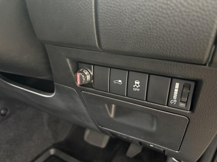 2025 Isuzu D-MAX X-TERRAIN MY24 4X4 Dual Range Obsidian Grey