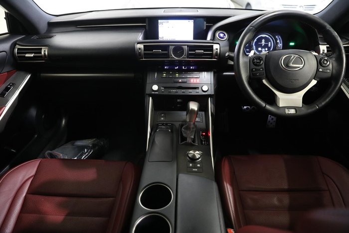 2014 Lexus IS 300h F Sport AVE30R White Pearl