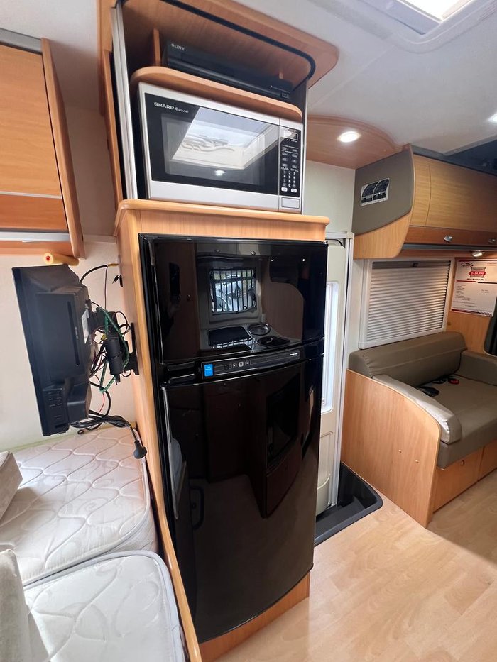 2015 Avan Ovation