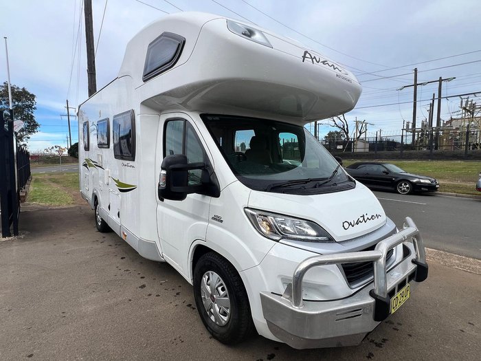 2015 Avan Ovation
