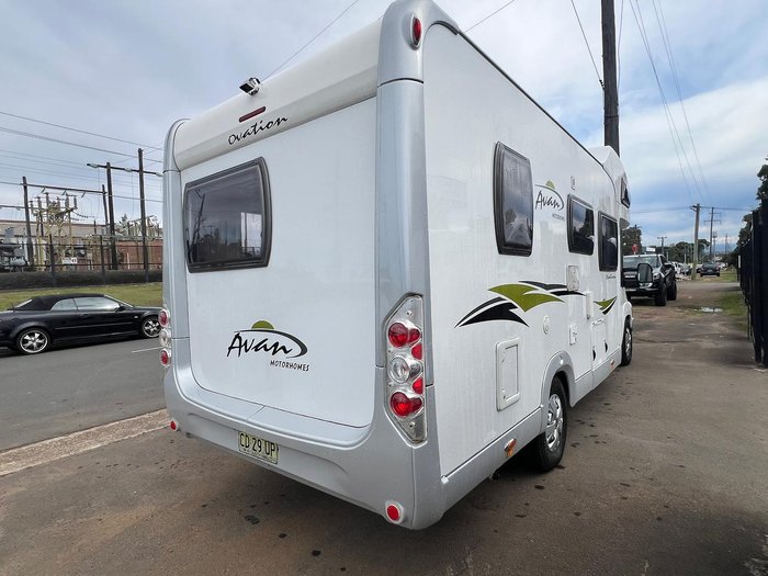 2015 Avan Ovation
