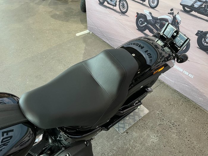 2025 Harley-davidson FXLRS LOW RIDER S (117) Vivid Black