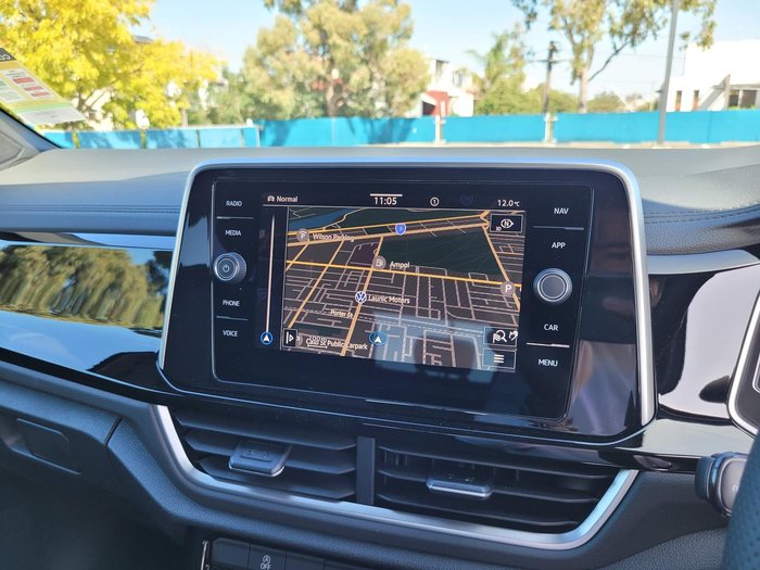 2025 Volkswagen T-Roc 140TSI R-Line