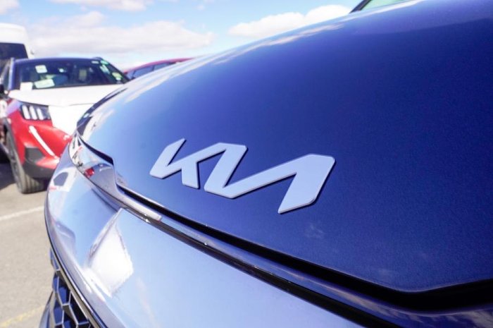 2025 Kia Sportage HEV SX