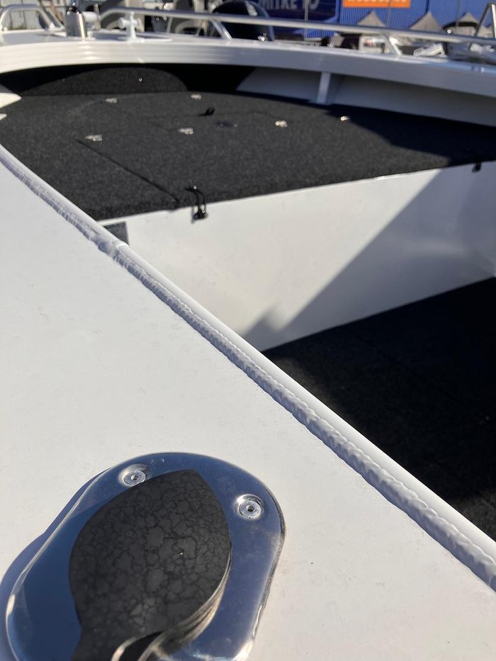 2025 QUINTREX 610 Territory Legend