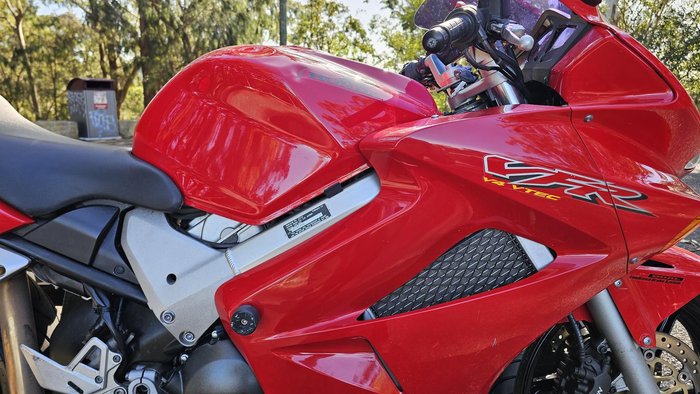 2002 Honda VFR800Fi VFR Red