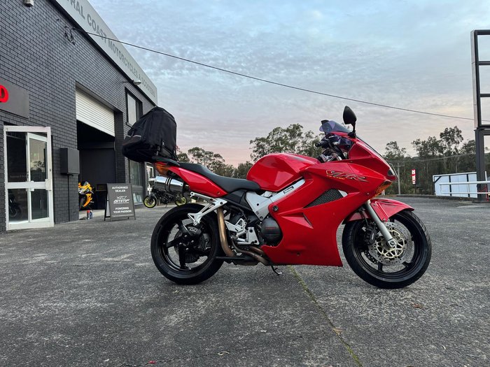 2002 Honda VFR800Fi VFR Red
