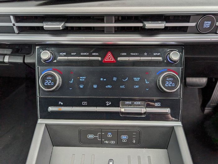 2025 Hyundai Santa Fe Hybrid 2WD