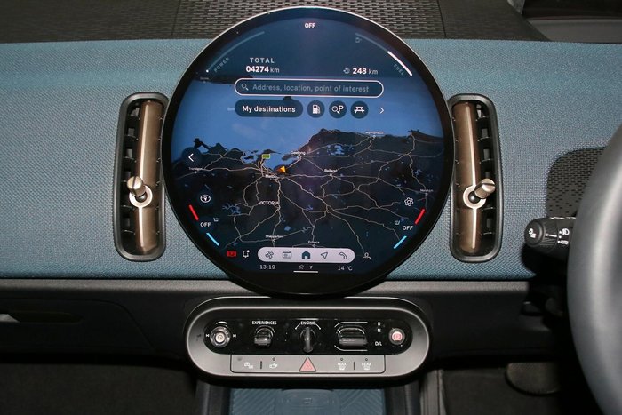 2024 MINI Countryman S Favoured