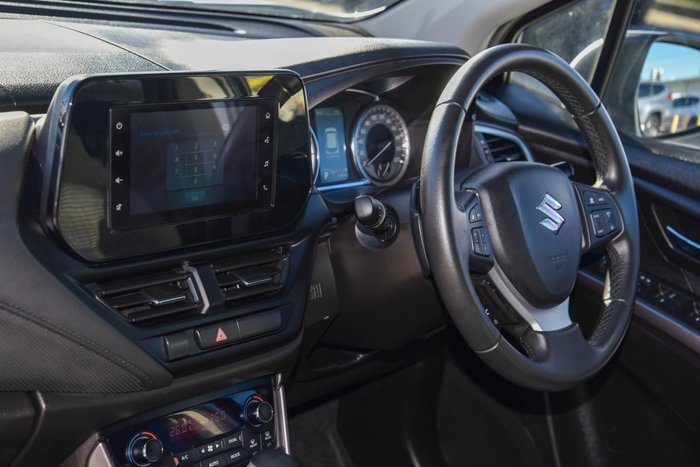 2023 Suzuki S-Cross GL+ JYB 4X4 On Demand Pearl White