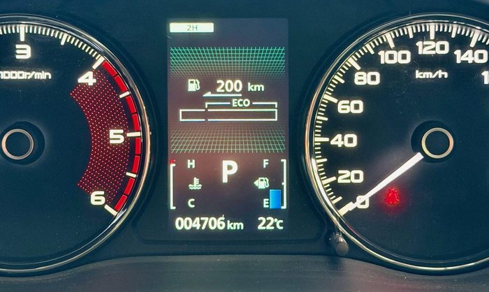 2025 Mitsubishi Pajero Sport GLX