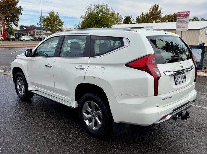 2025 Mitsubishi Pajero Sport GLX