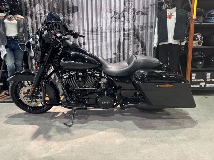 2019 Harley-davidson FLHXS STREET GLIDE SPECIAL Black