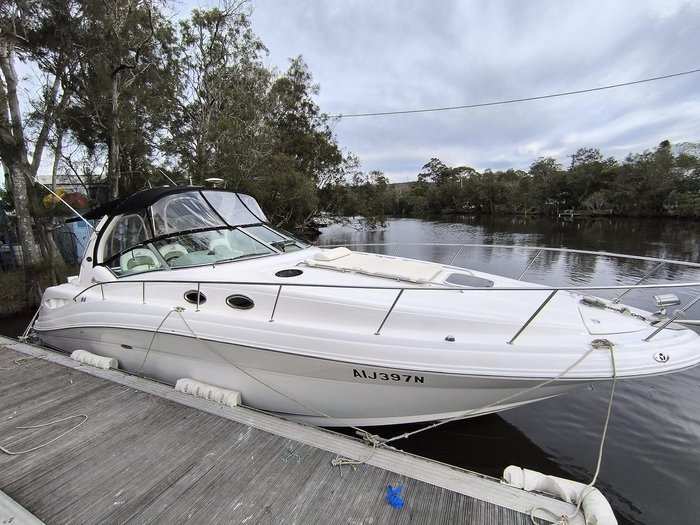 2006 Sea Ray 375 Sundancer