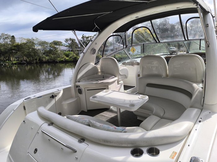 2006 Sea Ray 375 Sundancer