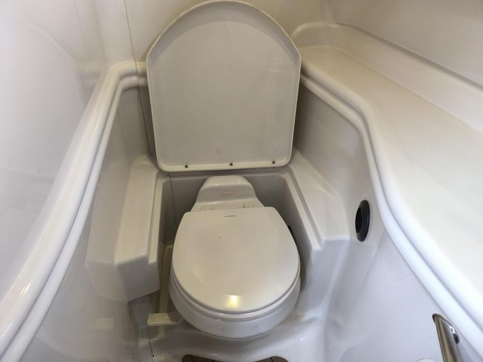 2006 Sea Ray 375 Sundancer