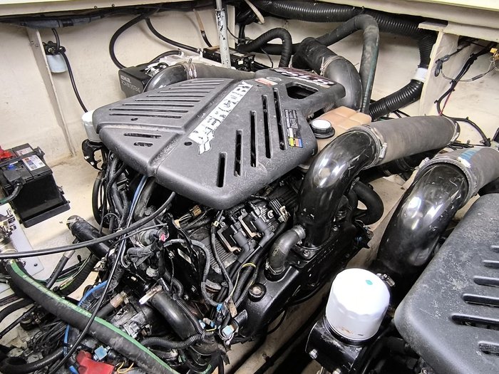 2006 Sea Ray 375 Sundancer