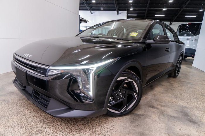 2024 Kia K4 Sport