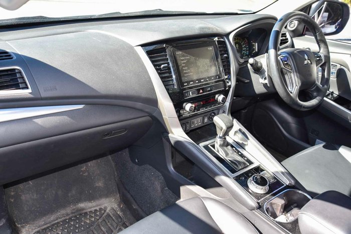 2021 Mitsubishi Pajero Sport Exceed