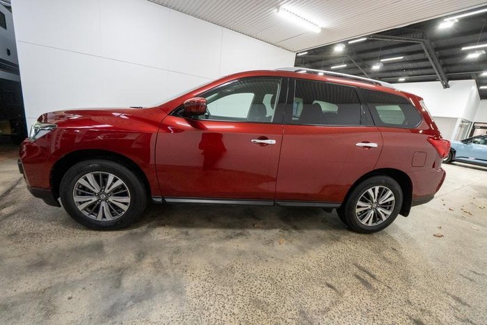 2017 Nissan Pathfinder ST