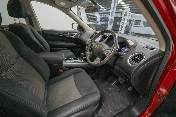 2017 Nissan Pathfinder ST