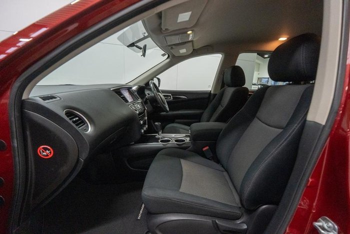 2017 Nissan Pathfinder ST