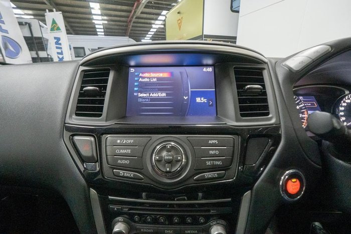 2017 Nissan Pathfinder ST