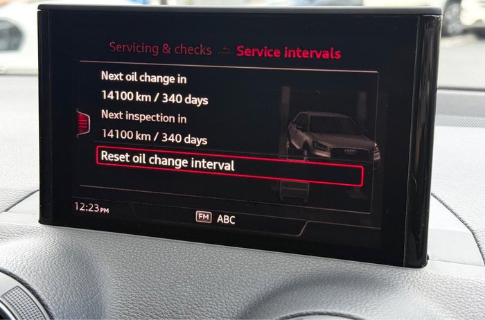 2019 Audi Q2 35 TFSI design GA MY20 Glacier White