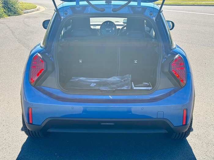 2025 MINI Cooper S Favoured