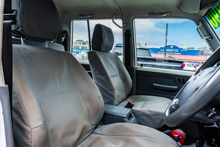 2018 Toyota Landcruiser Workmate VDJ79R 4X4 Dual Range French Vanilla
