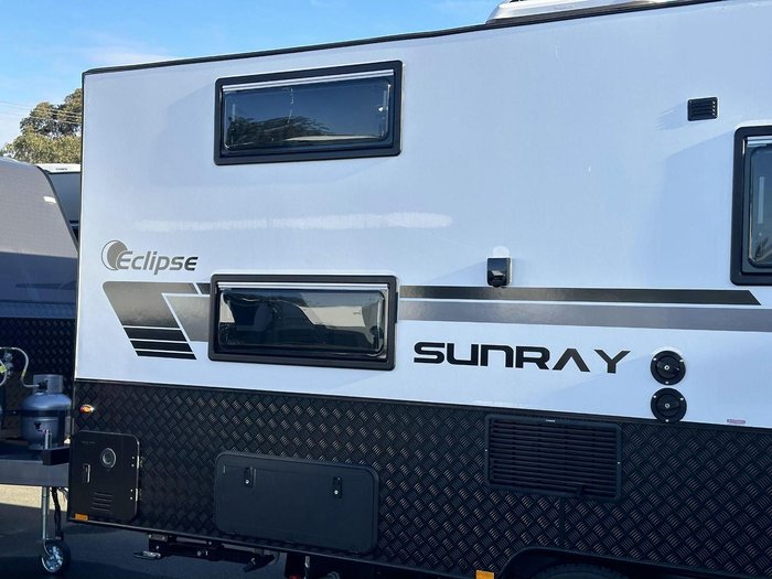 2025 Supreme 2160_C_K2e13b_T Sunray 21'6 2 Bunk