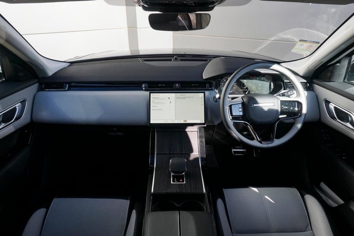 2024 Land Rover Range Rover Velar P400 Dynamic HSE