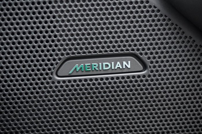 2024 Land Rover Range Rover Velar PHEV P400e Dynamic HSE