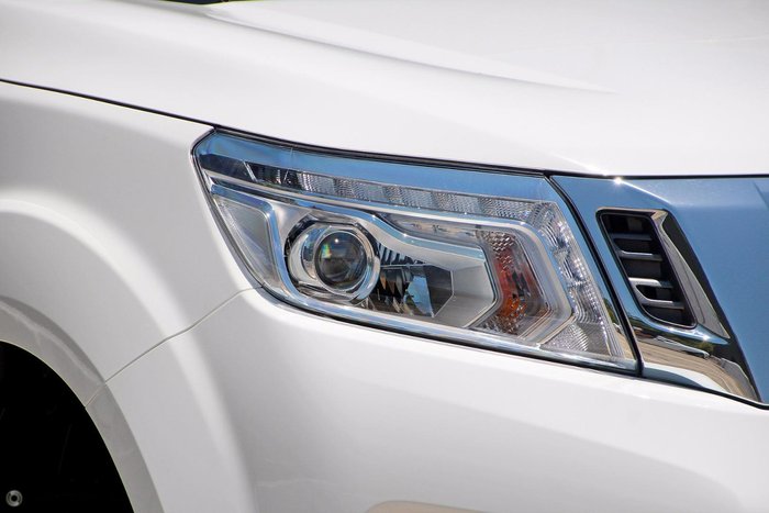 2017 Nissan Navara ST D23 Series 2 4X4 Dual Range Polar White