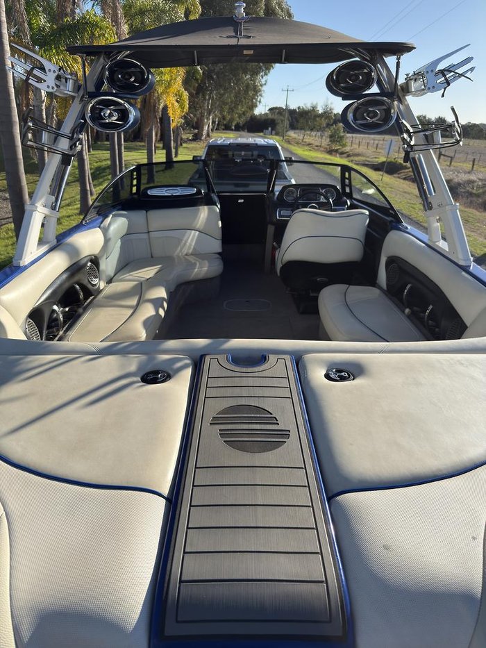2012 Malibu Wakesetter 23 LSV