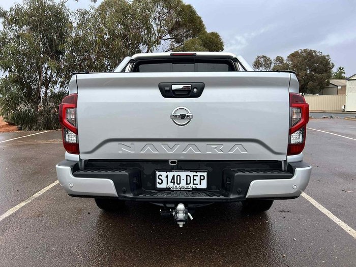 2024 Nissan Navara ST