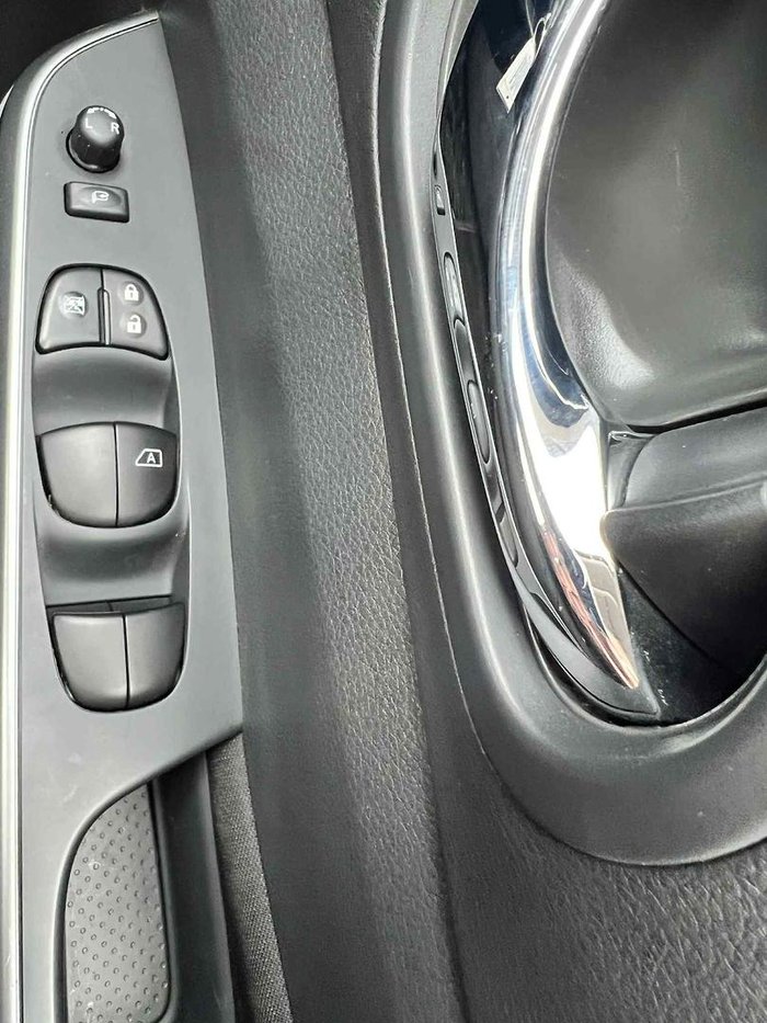 2024 Nissan Navara ST