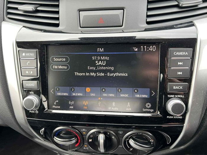 2024 Nissan Navara ST