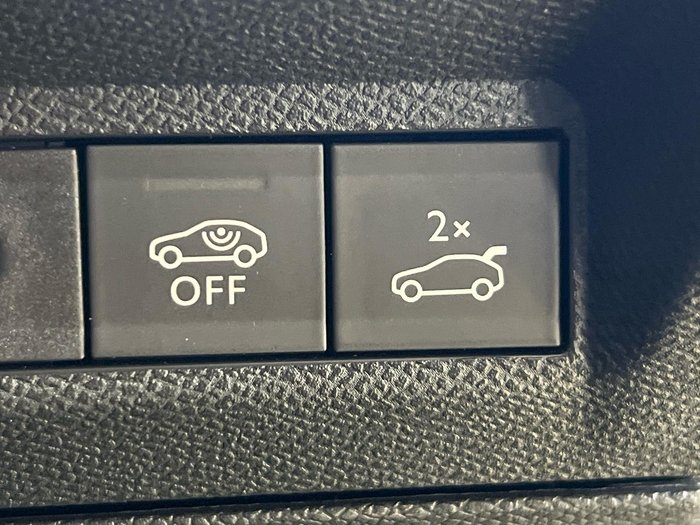 2025 Peugeot 5008 GT Premium Hybrid