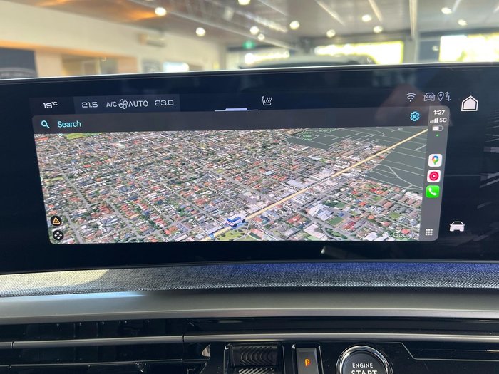 2025 Peugeot 5008 GT Premium Hybrid