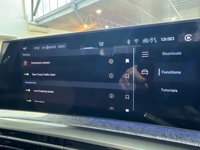 2025 Peugeot 5008 GT Premium Hybrid