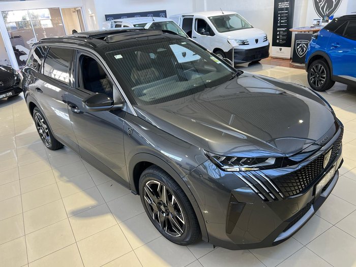 2025 Peugeot 5008 GT Premium Hybrid