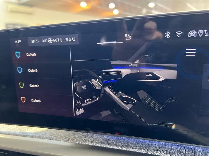 2025 Peugeot 5008 GT Premium Hybrid