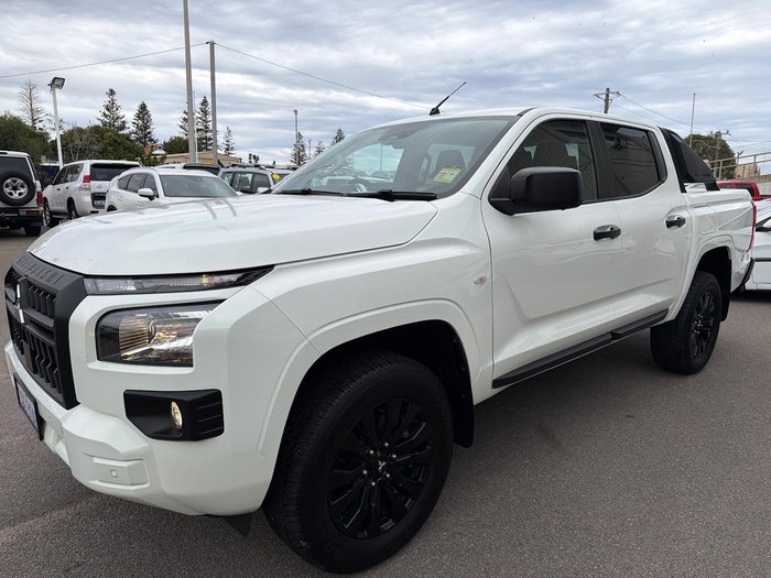 2025 Mitsubishi Triton