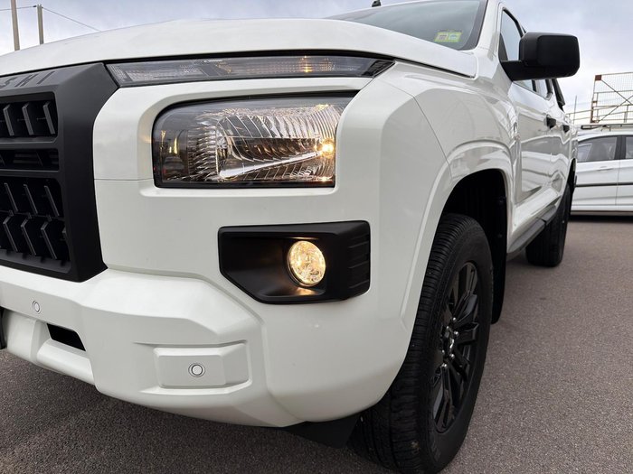 2025 Mitsubishi Triton GLX-R