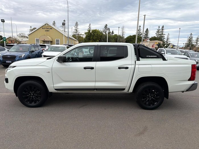 2025 Mitsubishi Triton GLX-R