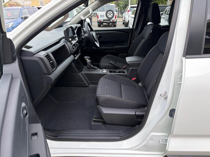 2025 Mitsubishi Triton GLX-R